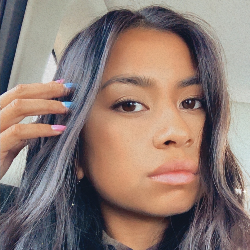 Meet your Posher, Alisza